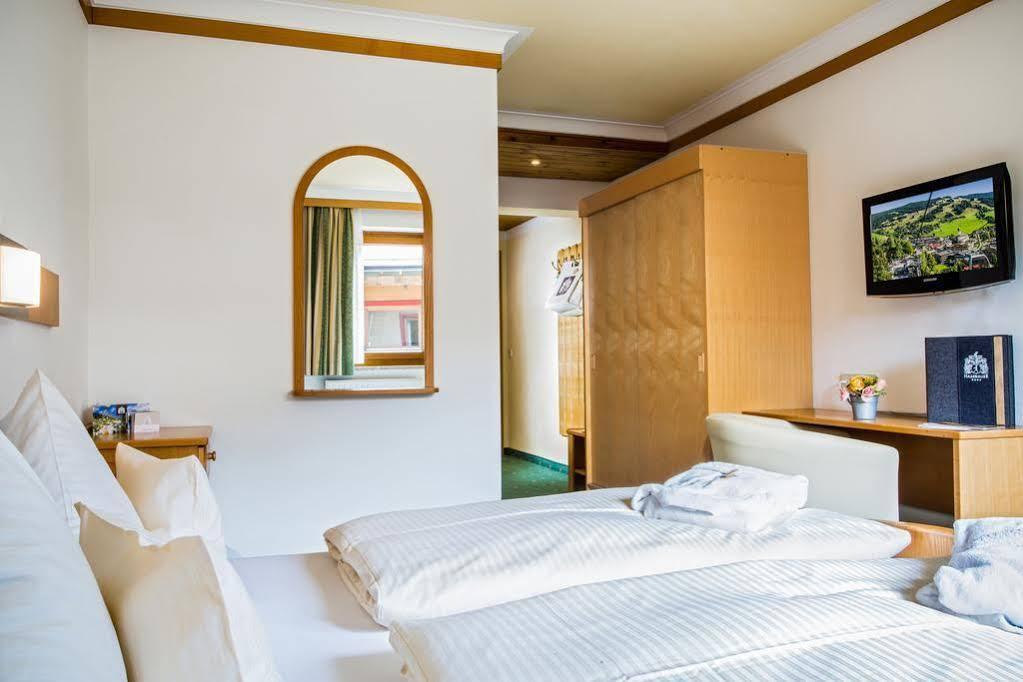 Hotel Hasenauer 4 Sterne Superior Зальбах-Хинтерглемм Экстерьер фото